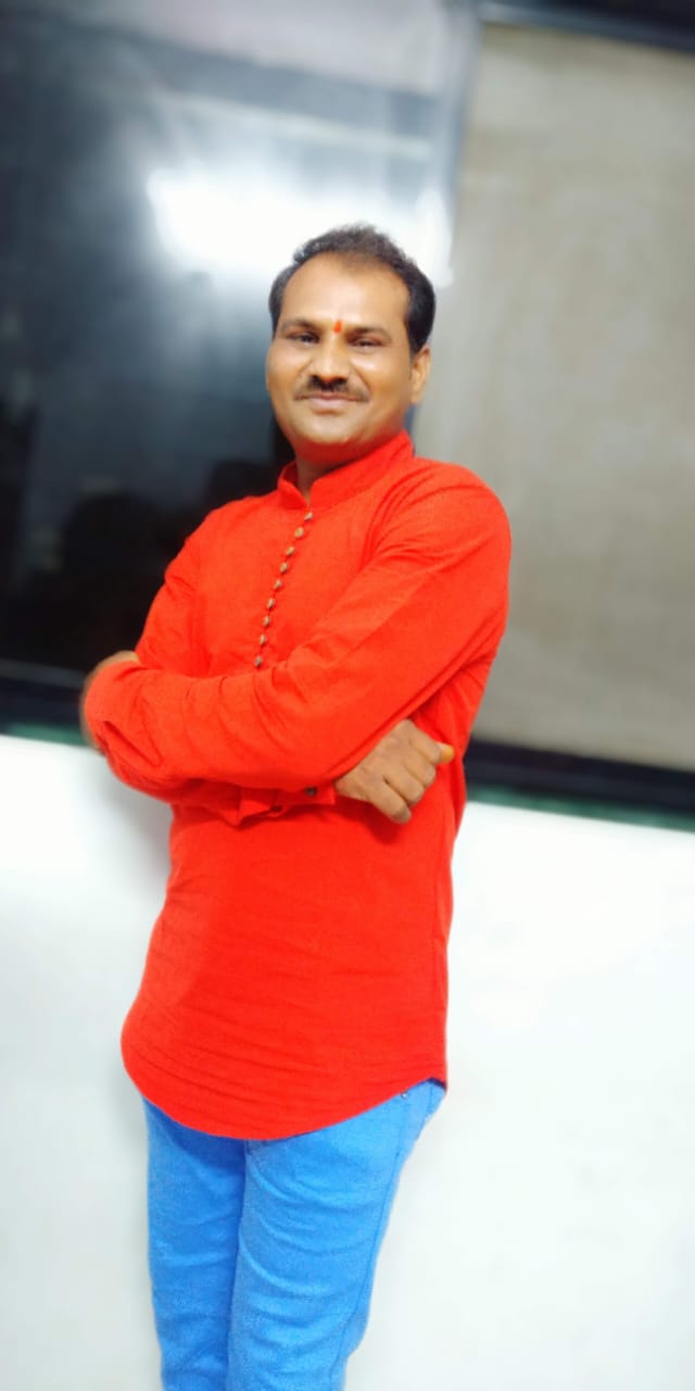 Renukai floor fitting 